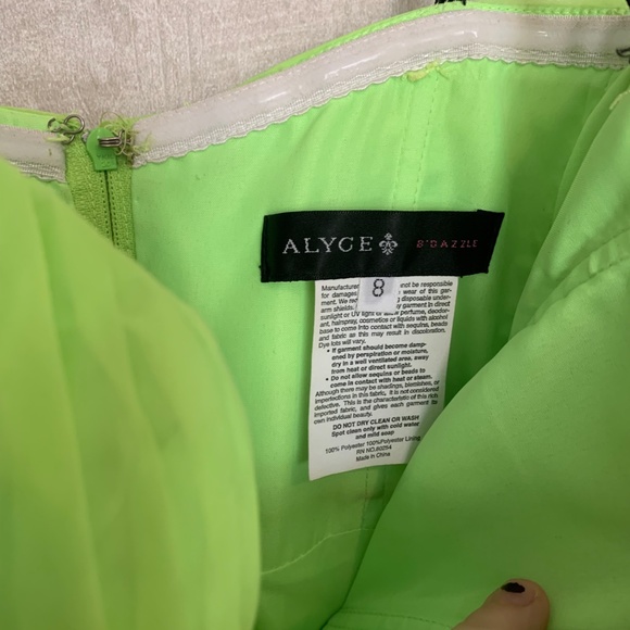 ALYCE Lime Green Formal Dress - Picture 5 of 6